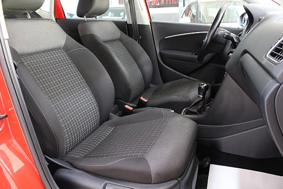 Volkswagen Polo 17 of 19