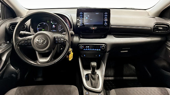 Toyota Yaris 4 of 9