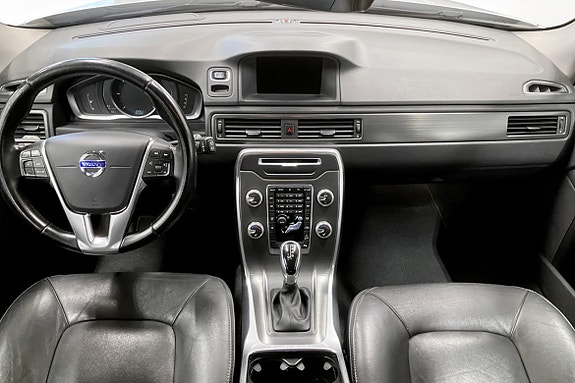 Volvo XC70 8 of 18