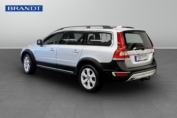Volvo XC70 3 of 18