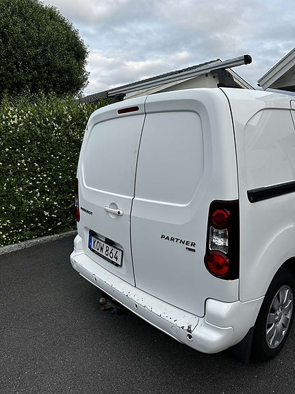 Peugeot Partner 2 of 12