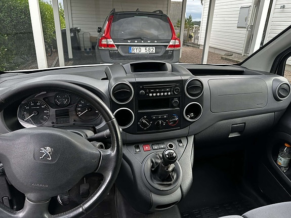 Peugeot Partner 6 of 12