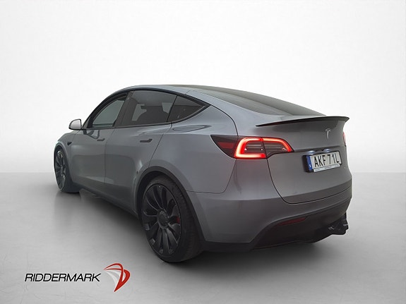 Tesla Model Y 6 of 30