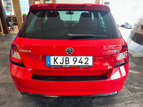 Skoda Fabia 5 of 18