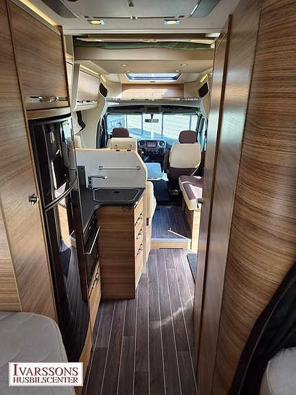 Adria Matrix Supreme 687 SL / Enkelsängar / Alde / AC bodel 16 of 22
