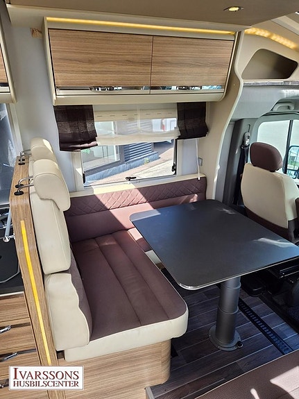 Adria Matrix Supreme 687 SL / Enkelsängar / Alde / AC bodel 11 of 22