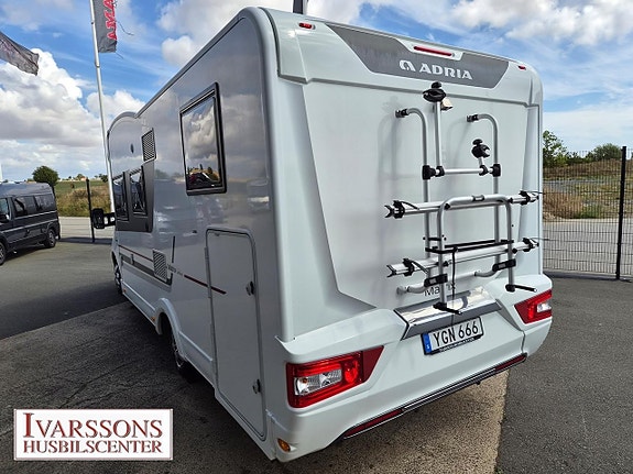 Adria Matrix Supreme 687 SL / Enkelsängar / Alde / AC bodel 3 of 22