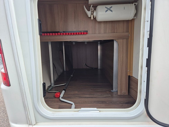 Swift SWIFT TOSCANE 694 QB 5-Sits 2.3D 150HK Husbil 20 of 21