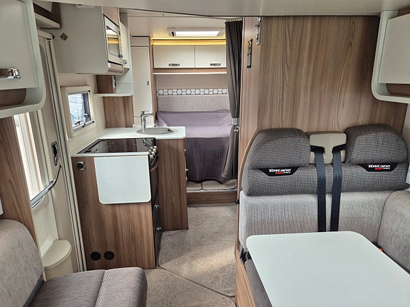 Swift SWIFT TOSCANE 694 QB 5-Sits 2.3D 150HK Husbil 13 of 21