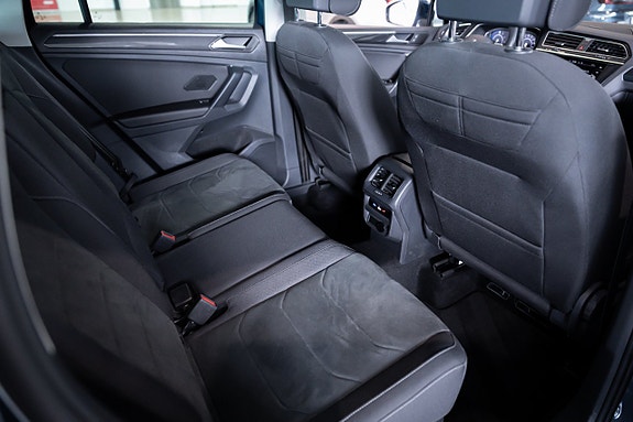 Volkswagen Tiguan 30 of 30