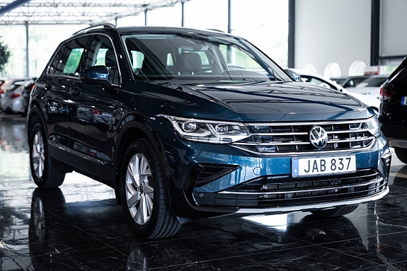 Volkswagen Tiguan 3 of 30