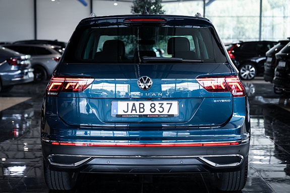 Volkswagen Tiguan 14 of 30