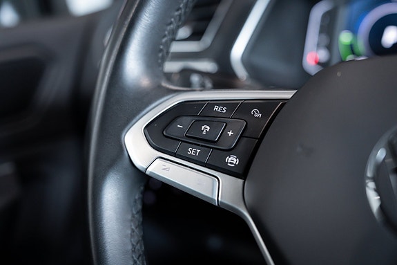 Volkswagen Tiguan 24 of 30