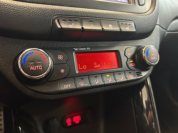 Kia Ceed 11 of 15