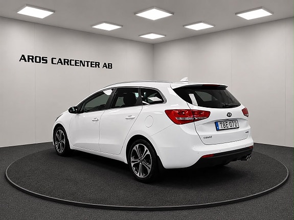 Kia Ceed 3 of 15