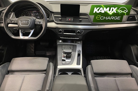 Audi Q5 10 of 23