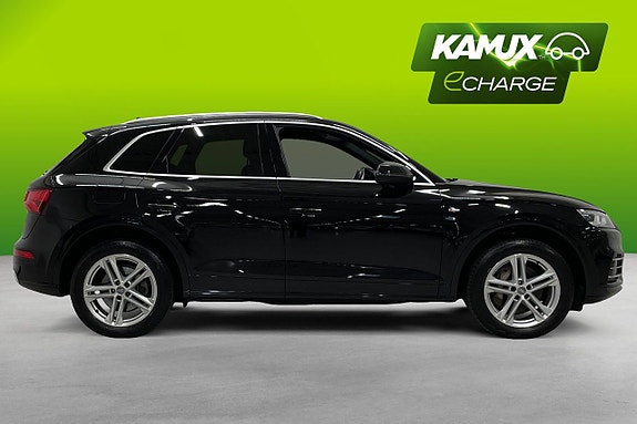 Audi Q5 2 of 23
