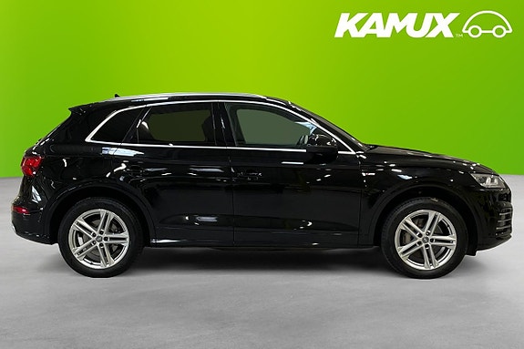 Audi Q5 2 of 5