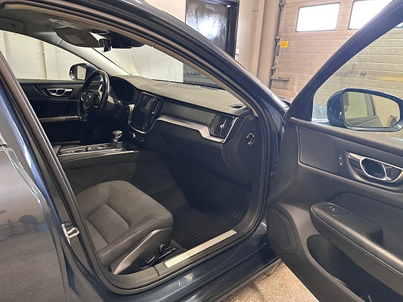 Volvo V60 14 of 17