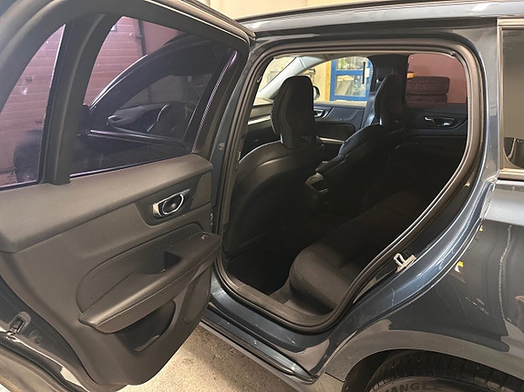Volvo V60 10 of 17