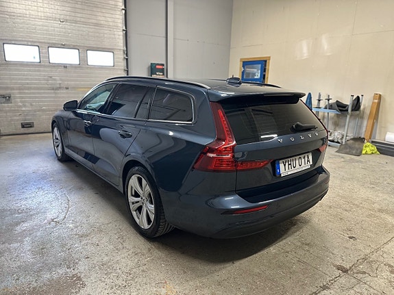 Volvo V60 5 of 17