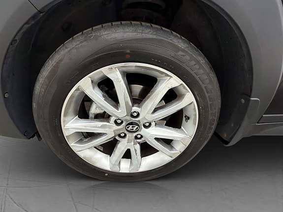 Hyundai Tucson 30 of 30