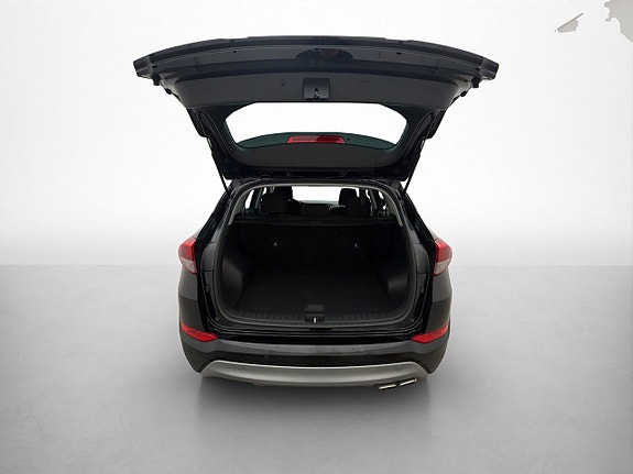 Hyundai Tucson 28 of 30