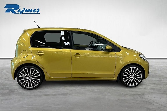 Volkswagen UP! 15 of 17