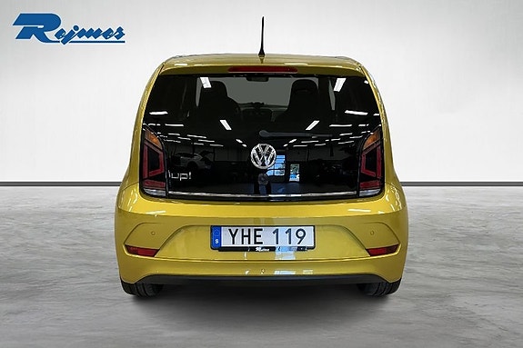 Volkswagen UP! 4 of 17