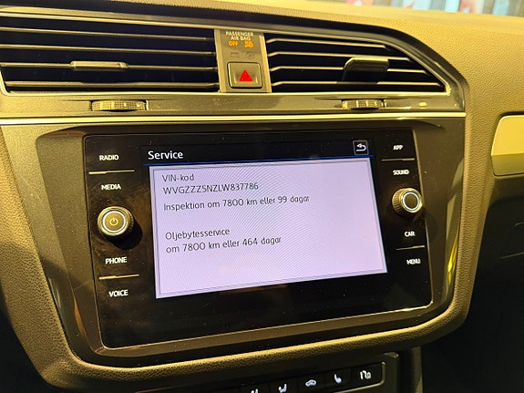 Volkswagen Tiguan 18 of 30