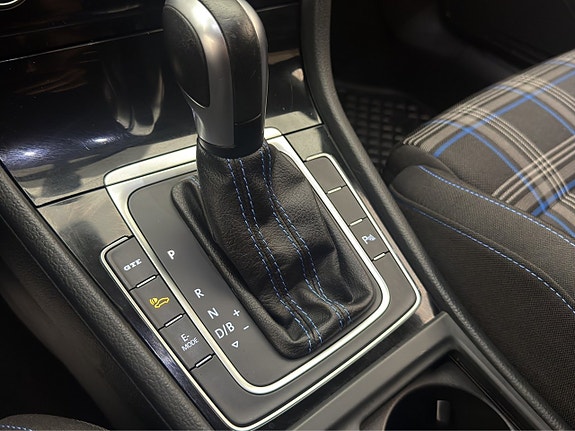 Volkswagen Golf I 20 of 26