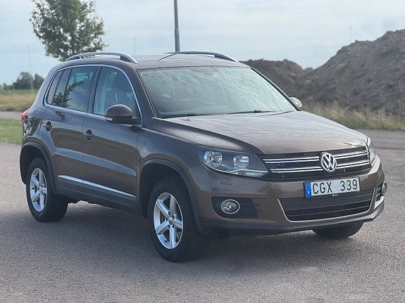 Volkswagen Tiguan 3 of 17