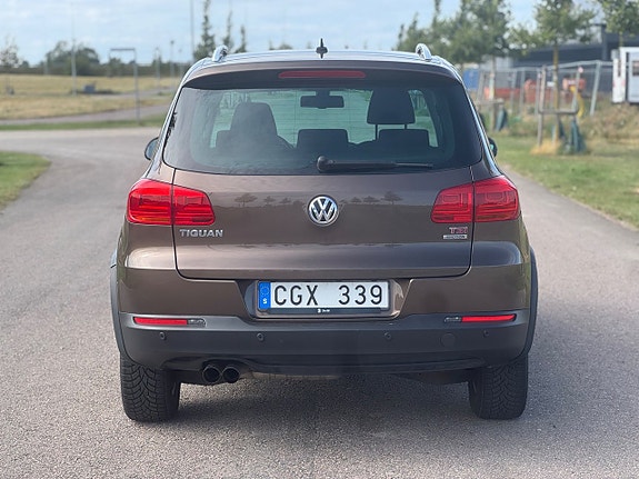 Volkswagen Tiguan 5 of 17