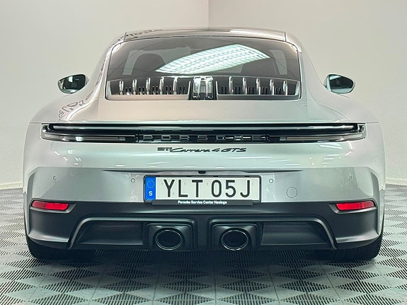 Porsche 911 Carrera 4 GTS 5 of 20