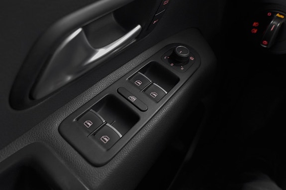 Volkswagen Amarok 18 of 22