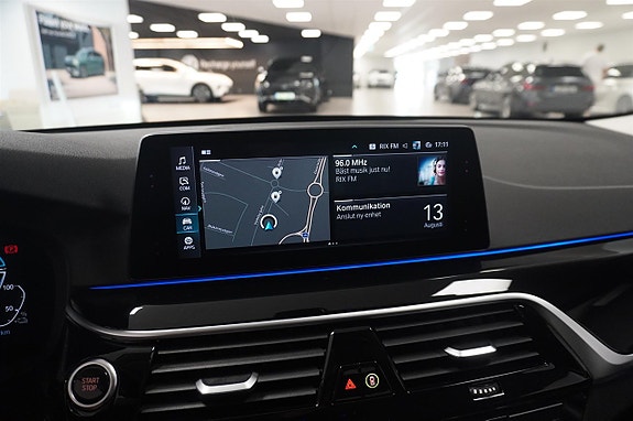 BMW 530e 13 of 14