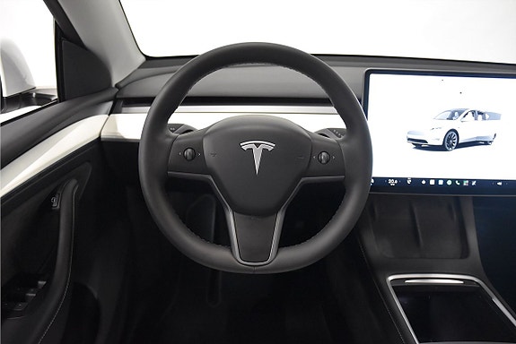 Tesla Model Y 2 of 24