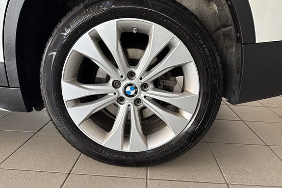 BMW X1 17 of 18