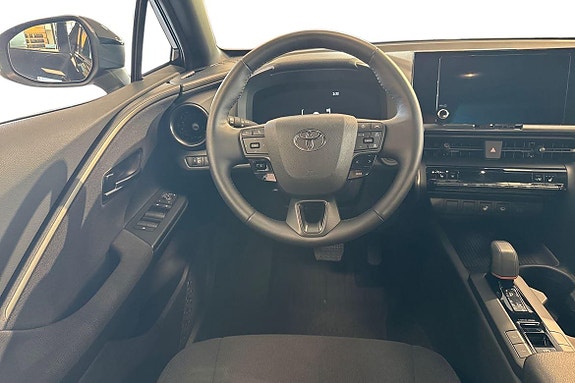 Toyota C-HR 11 of 21