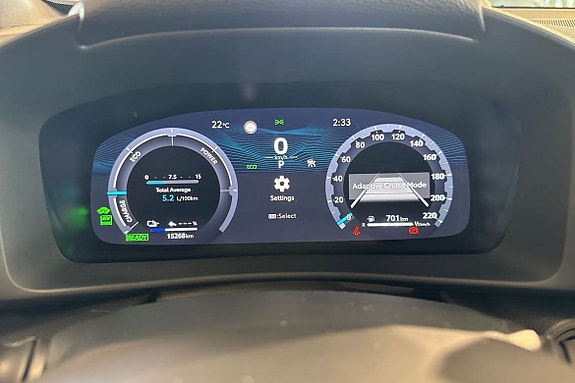 Toyota C-HR 16 of 21