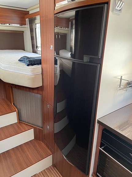 Adria MATRIX SUPREME M 687 SL Mässpris! Långbädd,Alde,Ugn,Taksäng 10 of 22