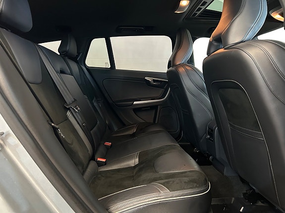 Volvo V60 7 of 20