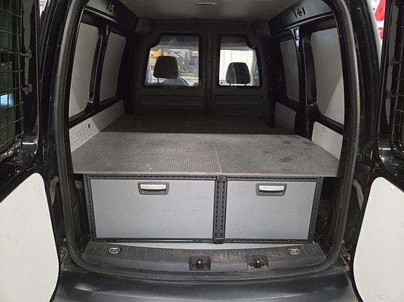 Volkswagen Caddy 8 of 10