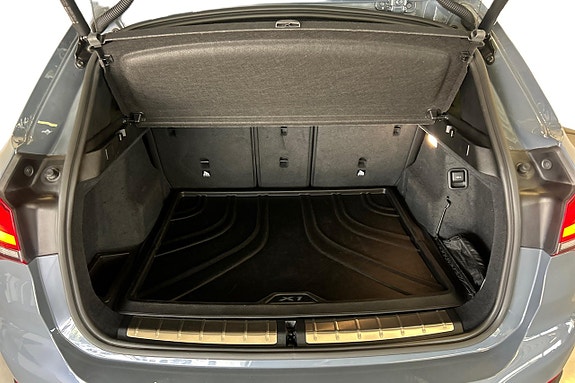 BMW X1 20 of 21