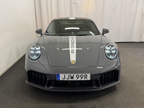 Porsche 911 15 of 22