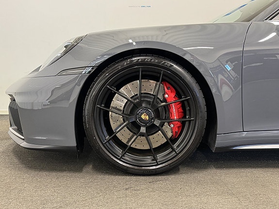 Porsche 911 17 of 22