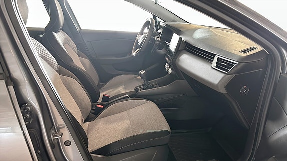 Renault Clio 3 of 12