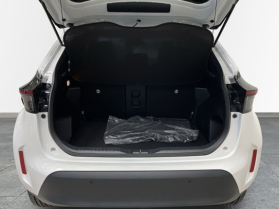Toyota Yaris Cross 6 of 10