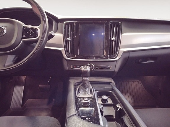 Volvo V90 11 of 20