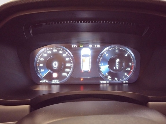 Volvo V90 12 of 20